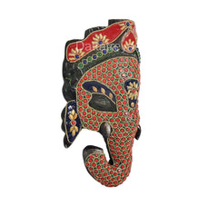 Metall-Ganesha-Wandbehang-Maske, seitliche Ansicht, rot-goldene Verzierungen und blaue Akzente