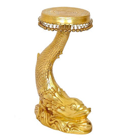 Gold-tone brass fish-shaped side table with curved body and scalloped scale texture