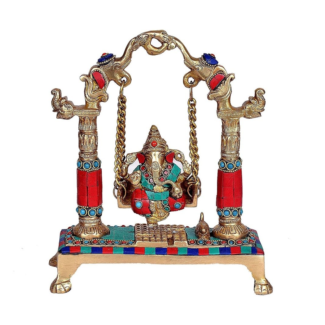 Ganesha-Schaukel-Ornament aus Messing mit Ketten, bemalter Figur und bunter Standfläche