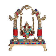 Ganesha-Schaukel-Ornament aus Messing mit Ketten, bemalter Figur und bunter Standfläche