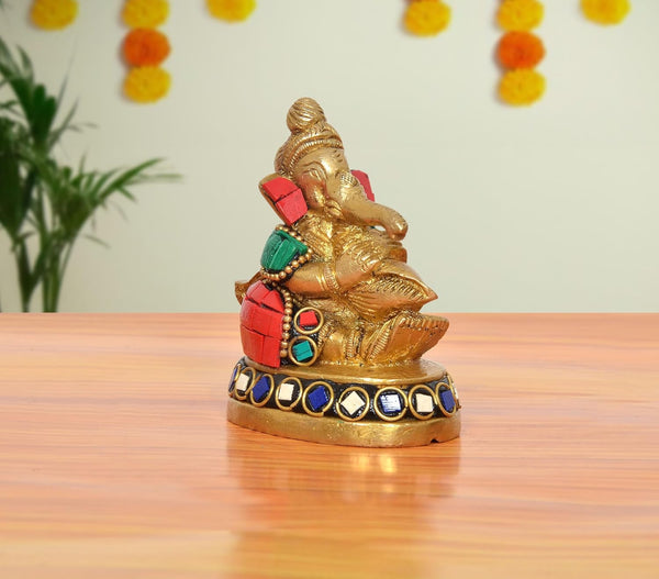 Brass Ganesha Statue Blowing The Conch Shell (Height 3 Inch)