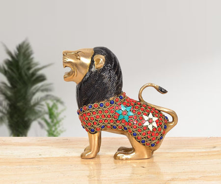 Brass Lion Sculpture (Height 6 Inch)