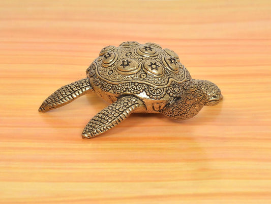 Bronze Handcrafted Tortoise Figurine (Height: 1.5 Inch)