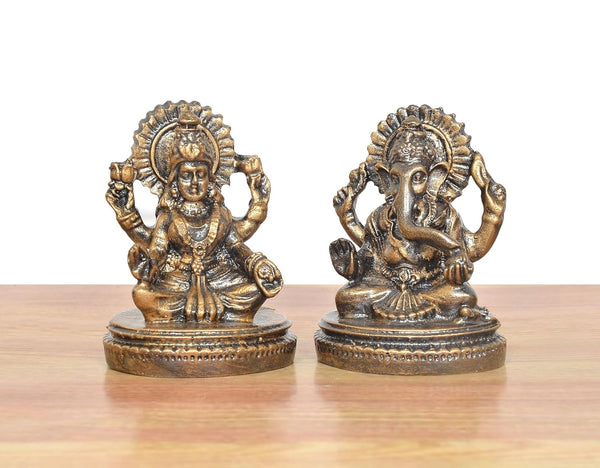Resin Lakshmi Ganesh Sitting on Lotus Murti (Height: 3 Inches) Entryway Setting