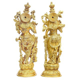 Goldfarbene Radha-Krishna-Figurine: zwei Figuren mit Lotusbasis und Rückansicht-Details