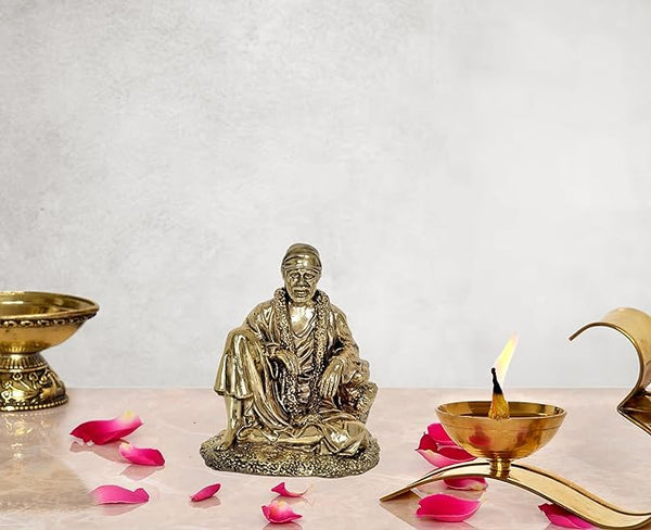 Fine Brass Shirdi Sai Baba Statue Idol Sai Baba Religious Statue (Height: 4 Inch) Mandir Setting