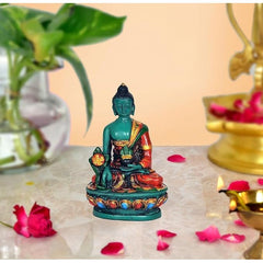 Meditierender Medizinbuddha aus Resin, türkisfarben, rot-goldenes Gewand, 11 cm