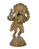 नृत्य करती पंचमुखी गणेश मूर्ति, साइड व्यू; पीतल-रंग और गुलाबी रंग की सजावट