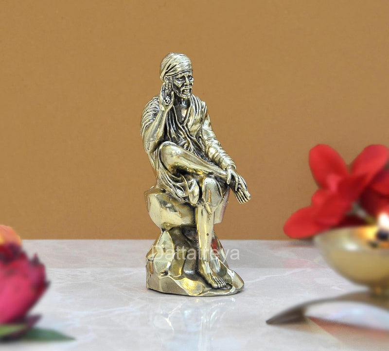 Fine Brass Shirdi Sai Baba Statue Idol Sai Baba Religious Statue for Home Decor Mandir Pooja (Height: 4 Inch)