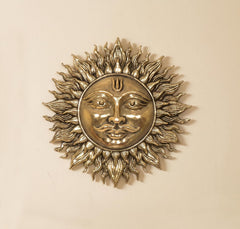 Brass Surya Dev Sun Face Wall Hanging – Traditional Hindu Sun God Wall Décor for Home, Office & Housewarming Gifts (Height: 3 Inches)