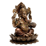 Bronzene Ganesha-Statue auf Lotus, seitliche Ansicht, erhobene Hände mit Attributen