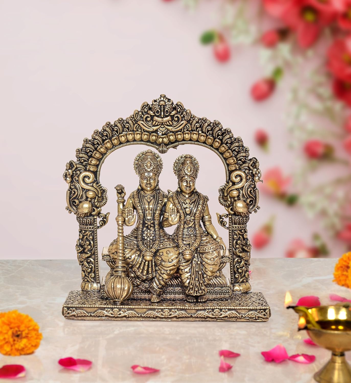 Bronze Statue of Maa Lakshmi Idol and Vishnu Religious Statue on Carved Frame with Kirtimukha for Home Decor Mandir Puja Temple (Height 5 Inch)