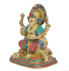 Messing Ganesha-Idol (13 Zoll), Seitenansicht mit bunter Krone, Ohrringen und Gewanddekor