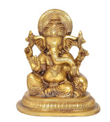 Lord Ganesha Messingstatue, frontal, reich verziert, sitzend auf rundem Sockel