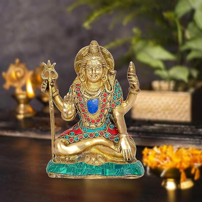Goldene Shiva-Statue mit Trishul, sitzend, blau-rot-grüner Schmuck, Türkis-Basis