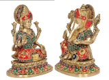 Lakshmi links, Ganesha rechts: Messingidole mit Kronen, ausgestreckten Armen, Perlenbesatz