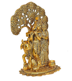 Goldenes Radha-Krishna-Metallidol schräg: Baum-Aufschnitt, zwei Figuren, Kuh