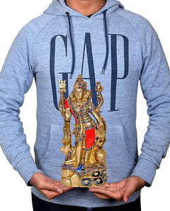 Messing-Ardhanarishvara Motiv auf grauem Hoodie: goldene Figur mit rotem Gewand