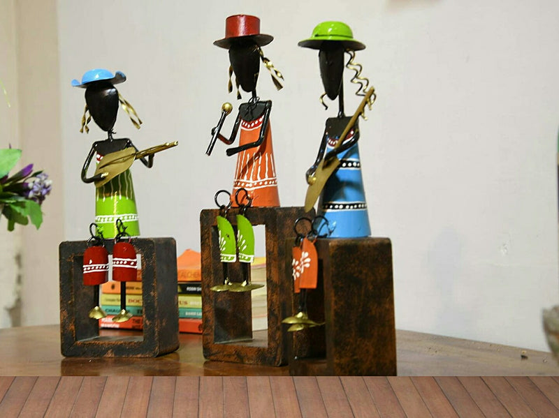 Iron Three Cap musicians showpiece for home decor
