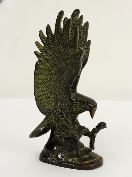 Brass Eagle Sculpturer (Height : 8 Inches)