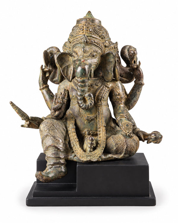Bronze Antique-Style Indonesian Three-Faced Ganesha Idol (Height: 12 Inches) Entryway Setting