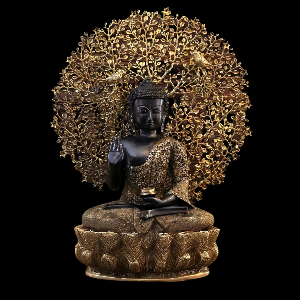 Schwarz- und Messingfarbene Buddha-Sitzstatue mit Baum-Dekor, Höhe 30 Zoll