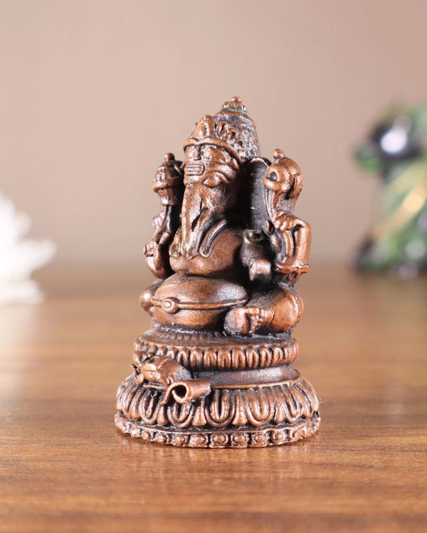 Pure Copper Tiny Lord Ganesha Idol (Height: 2 Inches) Entryway Setting
