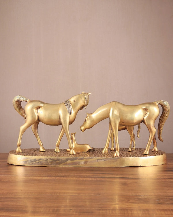 Brass Superfine Large Horse Family Sculpture (Height: 11 inches) Entryway Setting