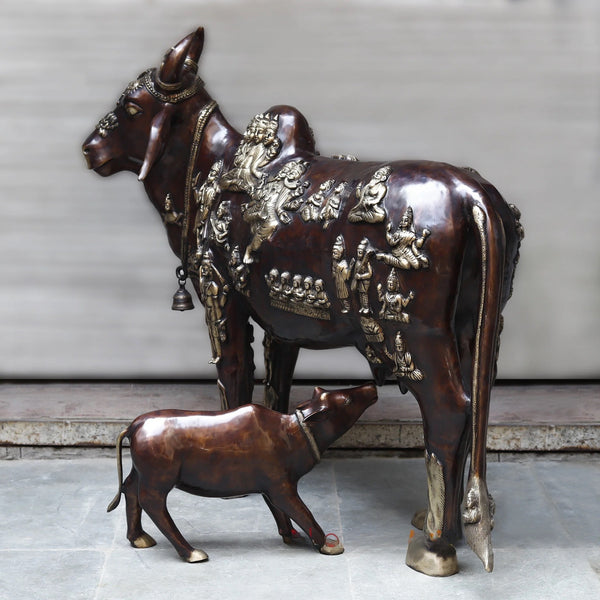 Brass Kamadhenu Cow with Calf Idol (Height :50 Inches) Entryway Setting