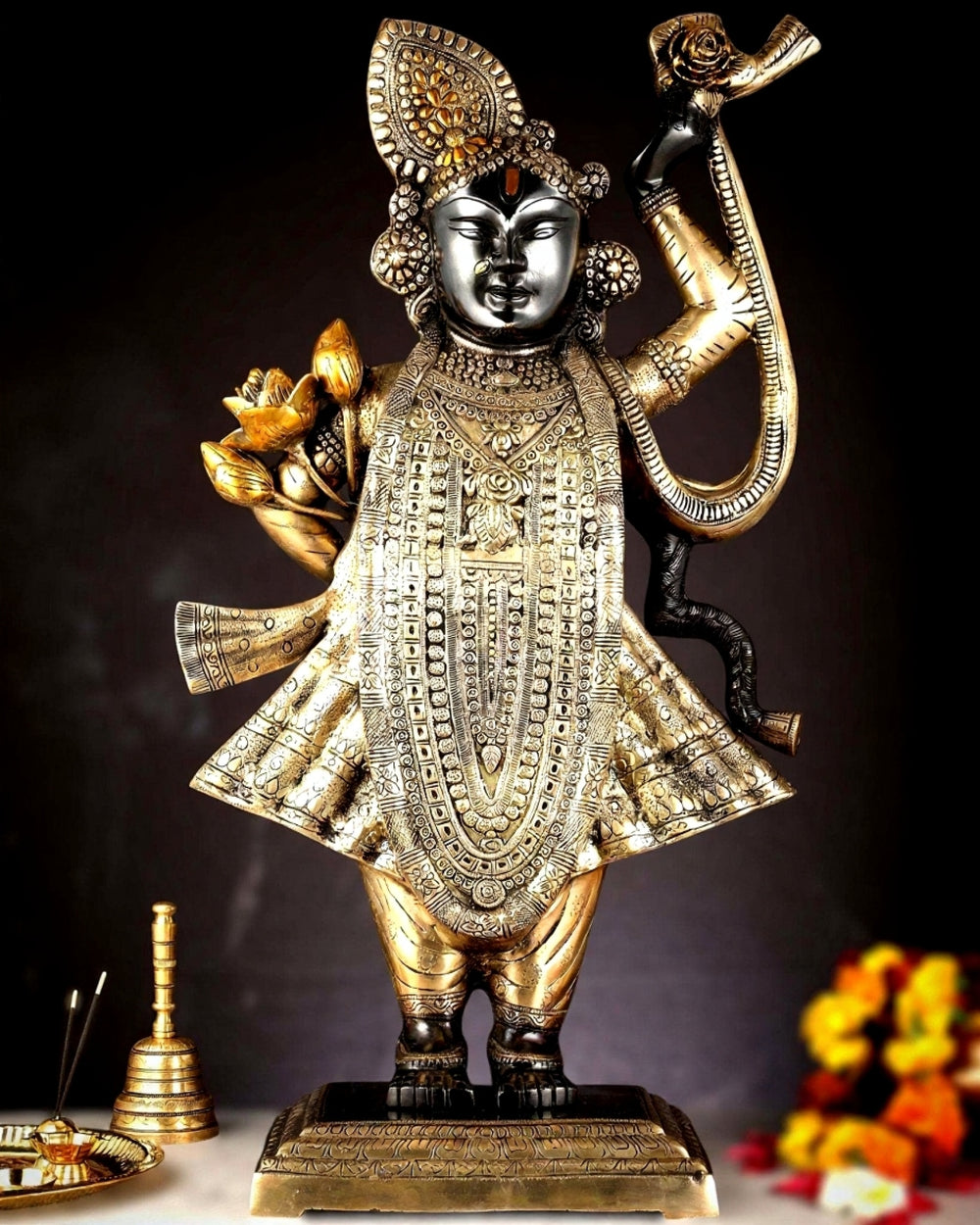 Brass Nathdwara Shrinath Ji Murti (Height: 32 Inches)