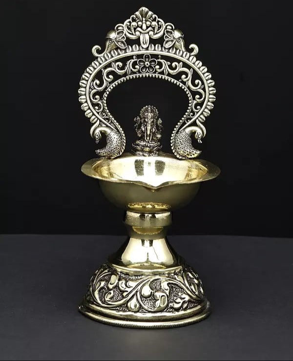 Superfine Brass Lord Ganesha Diya (Lamp) (Height :5 Inches)