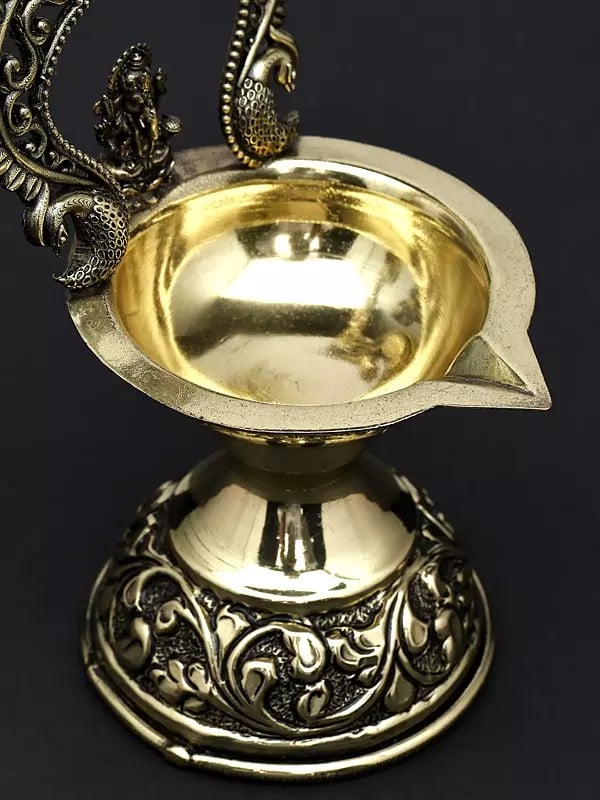 Superfine Brass Lord Ganesha Diya (Lamp) (Height :5 Inches) Study Setting