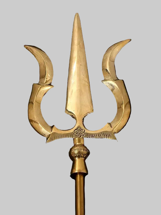 Brass trishul head with three curved blades and detailed finial at base