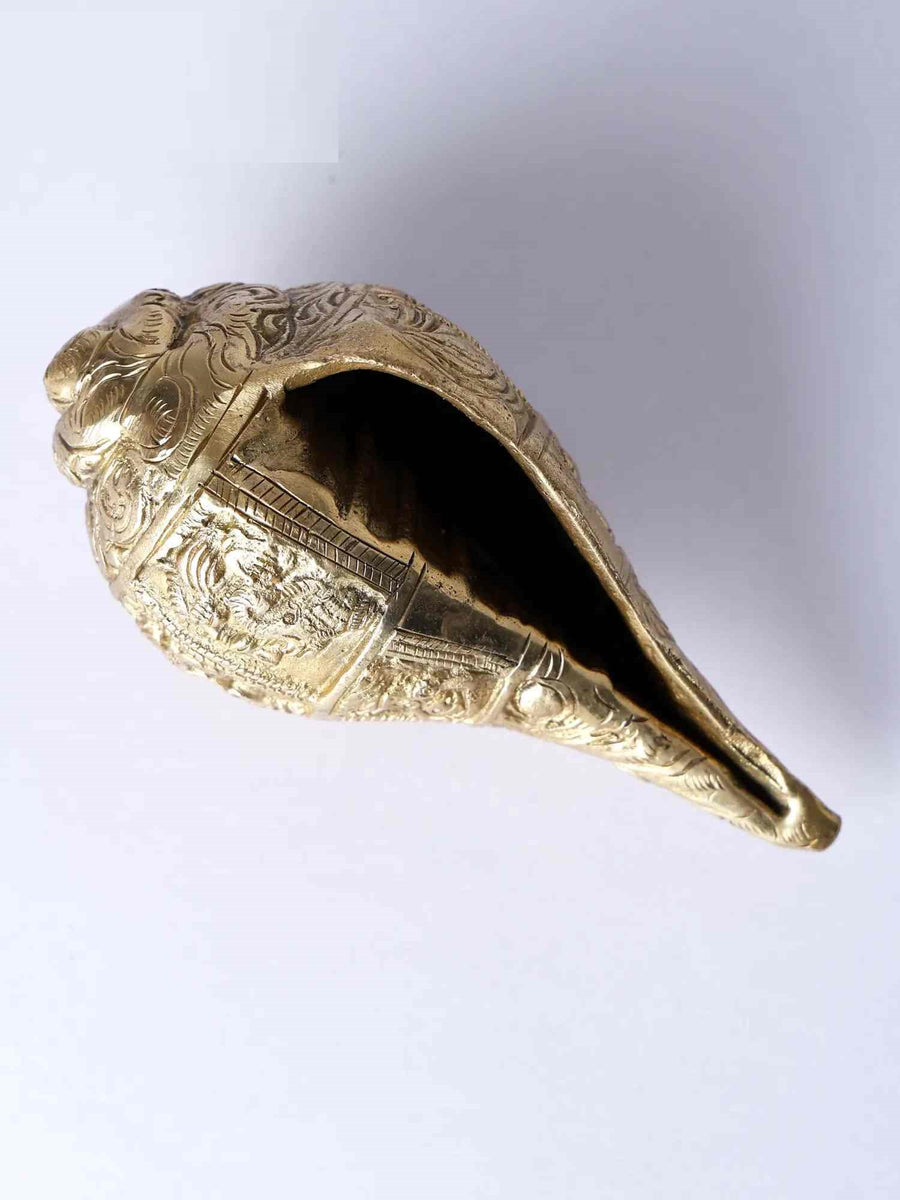 Brass Conch Engraved with Ganesha 5 inches Craft Detail