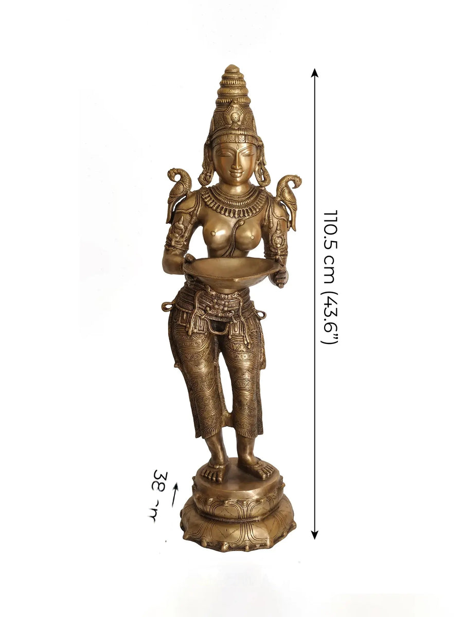 Brass Pair of Deepalakshmi Statues (Height 43.6 inches) Craft Detail