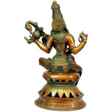 Brass Saraswati-Statue, Rückansicht im Lotussitz auf Lotusthron, reich verzierter Oberkörper