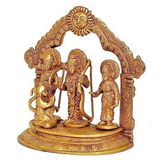Brass Ram Darbar statue, arched backdrop with three figures and ornate detailing